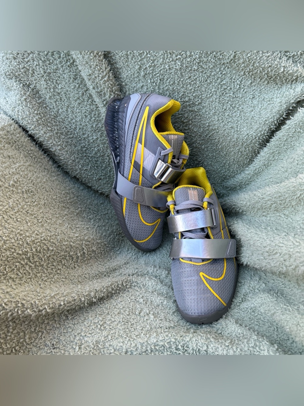 Nike Romaleos 4 Wolf Grey Lightening Weightlifting Training